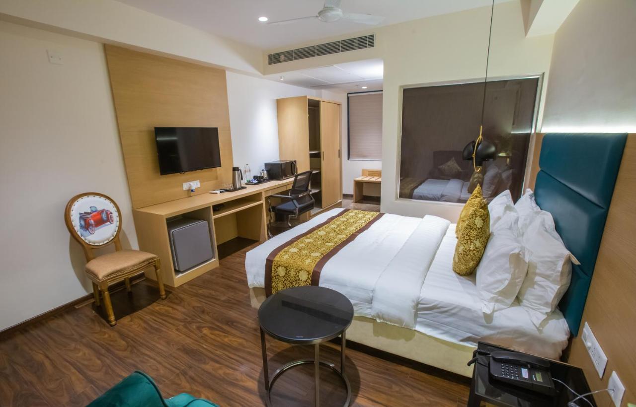 Hotel Midori Vithalapur Vithalpur Экстерьер фото