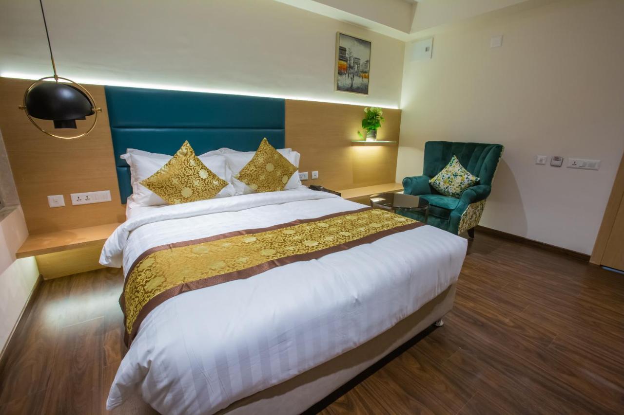 Hotel Midori Vithalapur Vithalpur Экстерьер фото