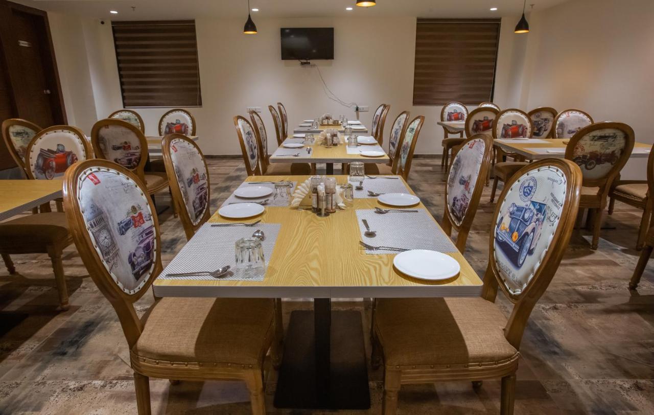 Hotel Midori Vithalapur Vithalpur Экстерьер фото